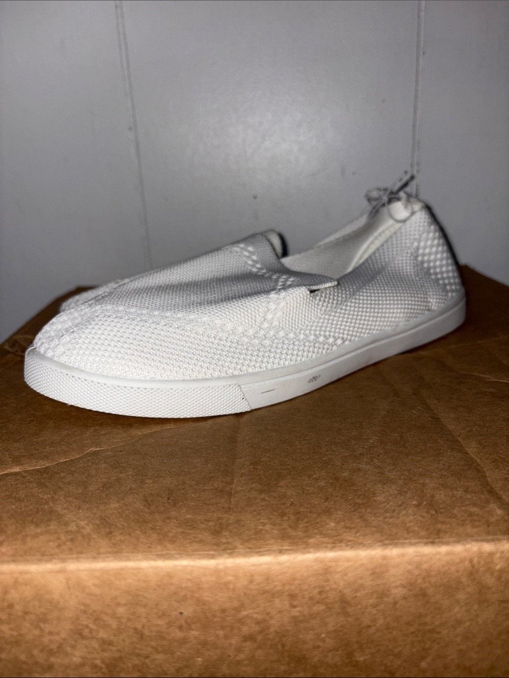 MIA Women’s White Knit Slip-On Sneaker size 8.5